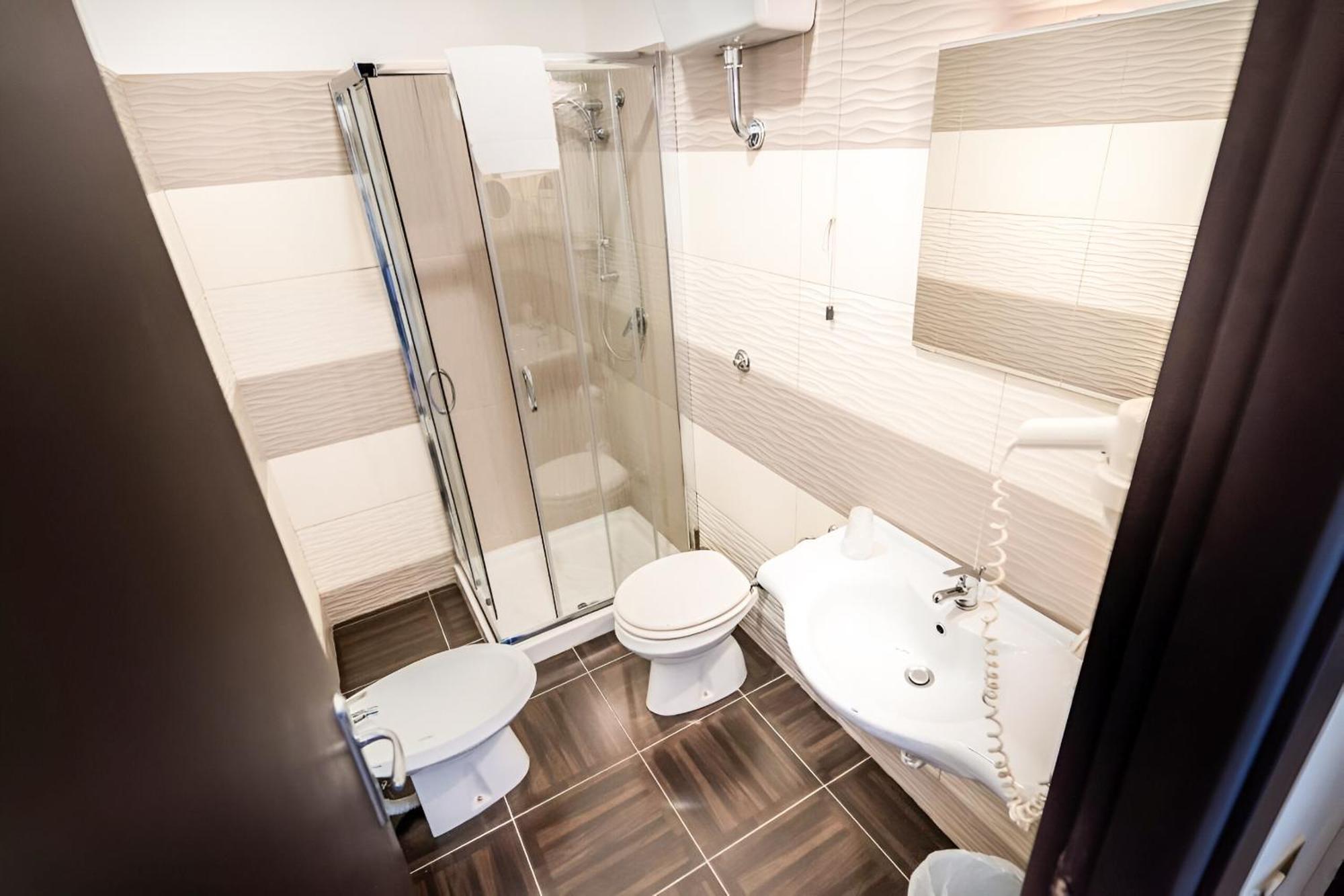 Hotiday Room Collection - Sant'Agnello ซอร์เรนโต ภายนอก รูปภาพ